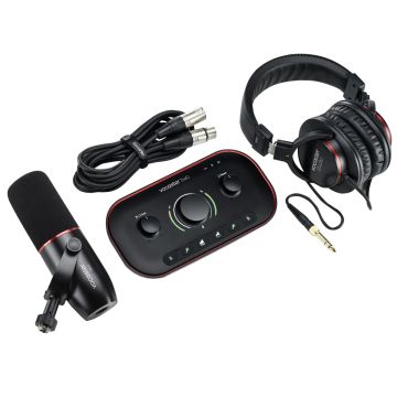 Focusrite Vocaster Two Studio Ultimate Podcasting Kit
